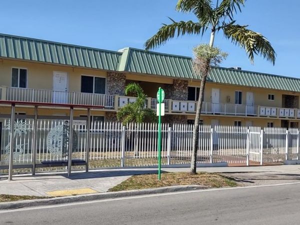 505 NW 177th St, Unit 235, Miami Gardens, FL 33169