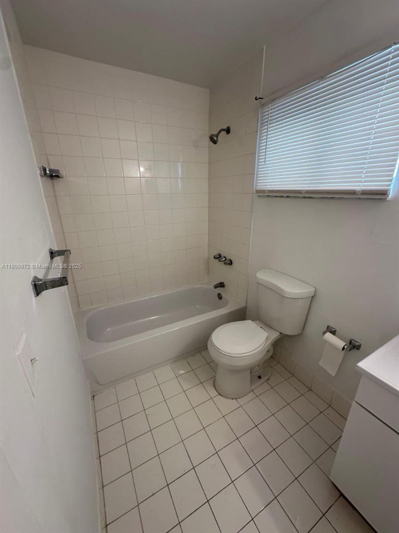 505 NW 177th St, Unit 235, Miami Gardens, FL 33169 Photo