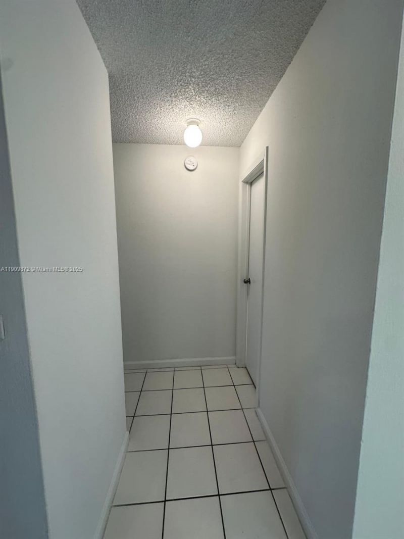 505 NW 177th St, Unit 235, Miami Gardens, FL 33169 Photo