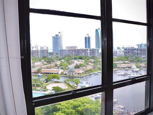 500 Three Islands Blvd, Unit 920, Hallandale Beach, FL 33009