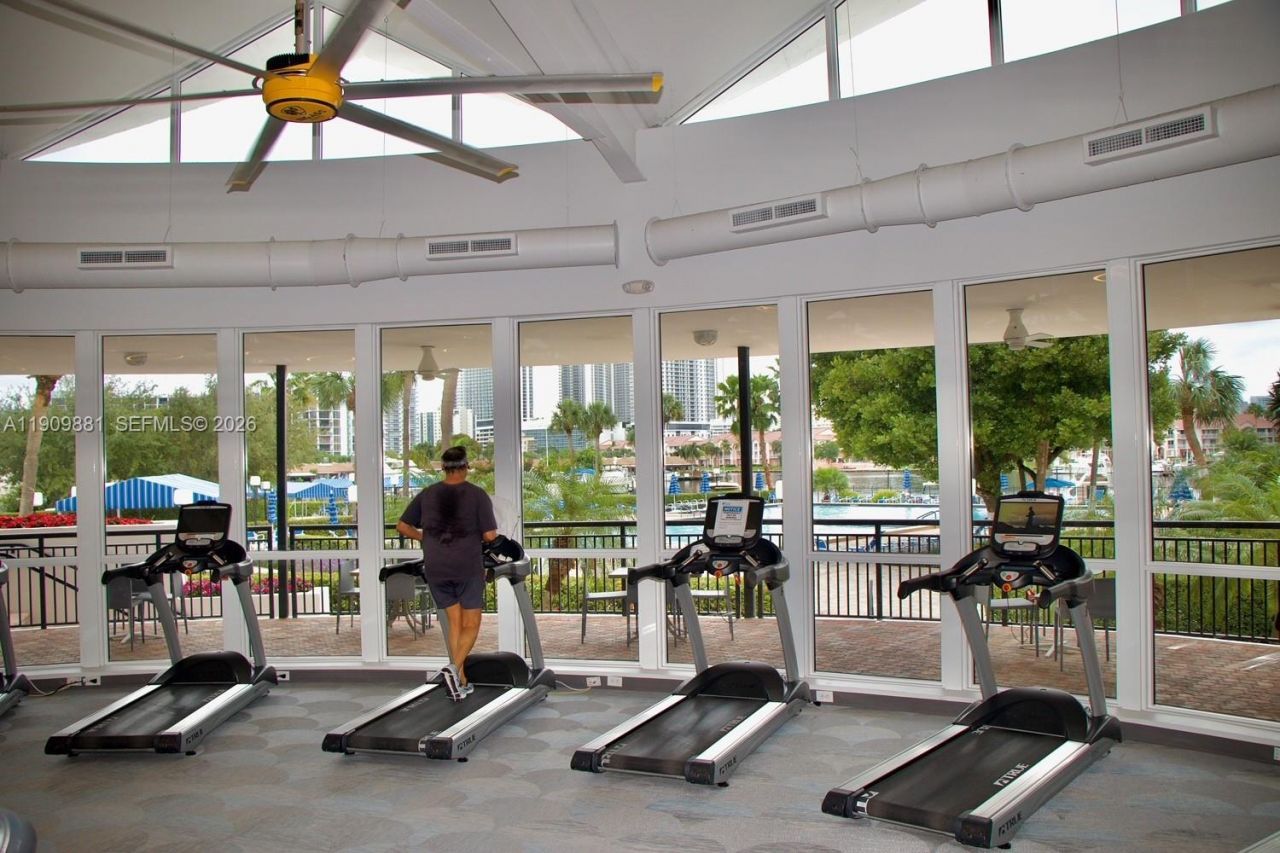 500 Three Islands Blvd, Unit 920, Hallandale Beach, FL 33009 Photo