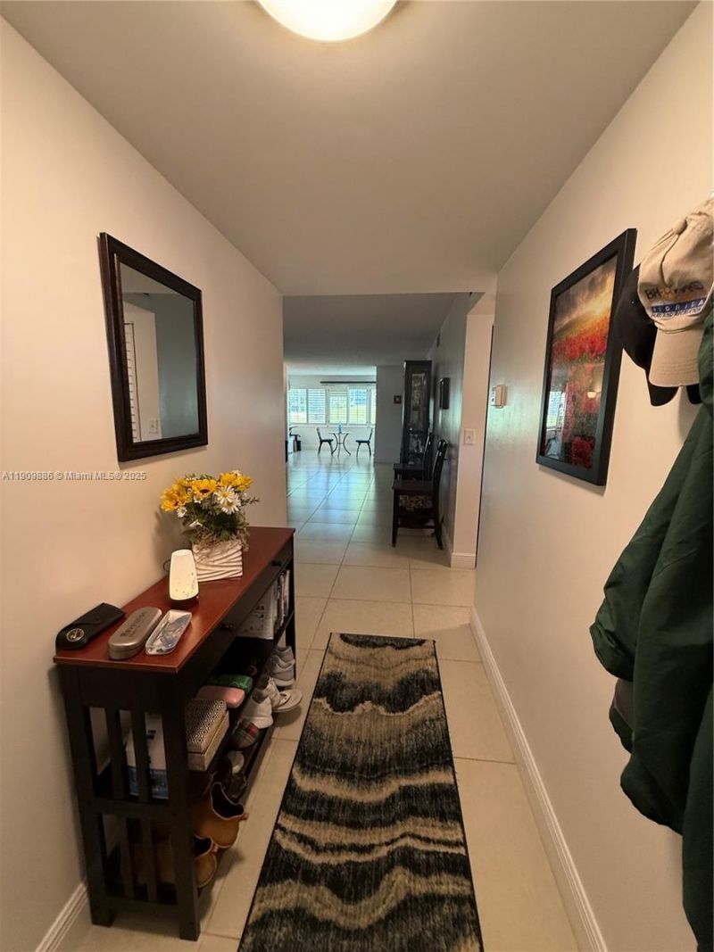 9741 Sunrise Lakes Blvd, Unit 107, Sunrise, FL 33322 Photo