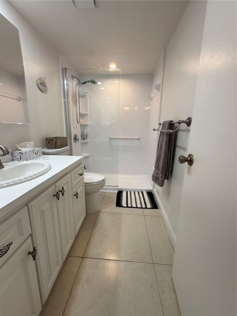 9741 Sunrise Lakes Blvd, Unit 107, Sunrise, FL 33322 Photo