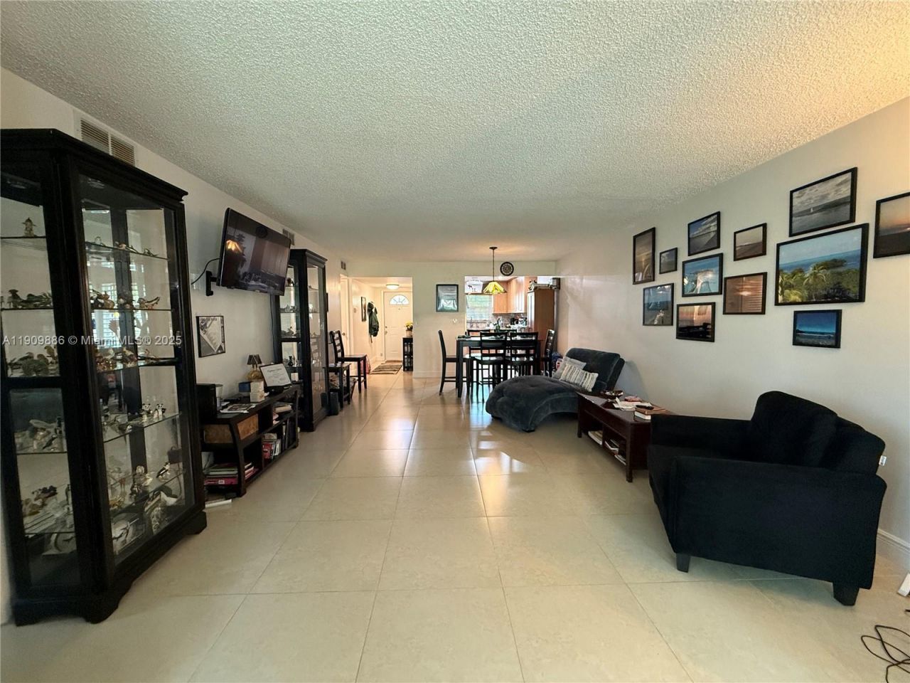 9741 Sunrise Lakes Blvd, Unit 107, Sunrise, FL 33322 Photo
