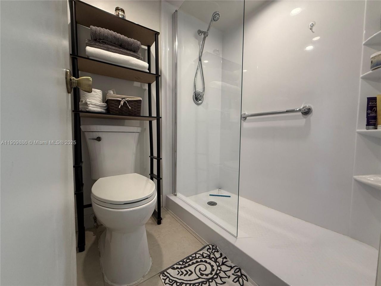 9741 Sunrise Lakes Blvd, Unit 107, Sunrise, FL 33322 Photo