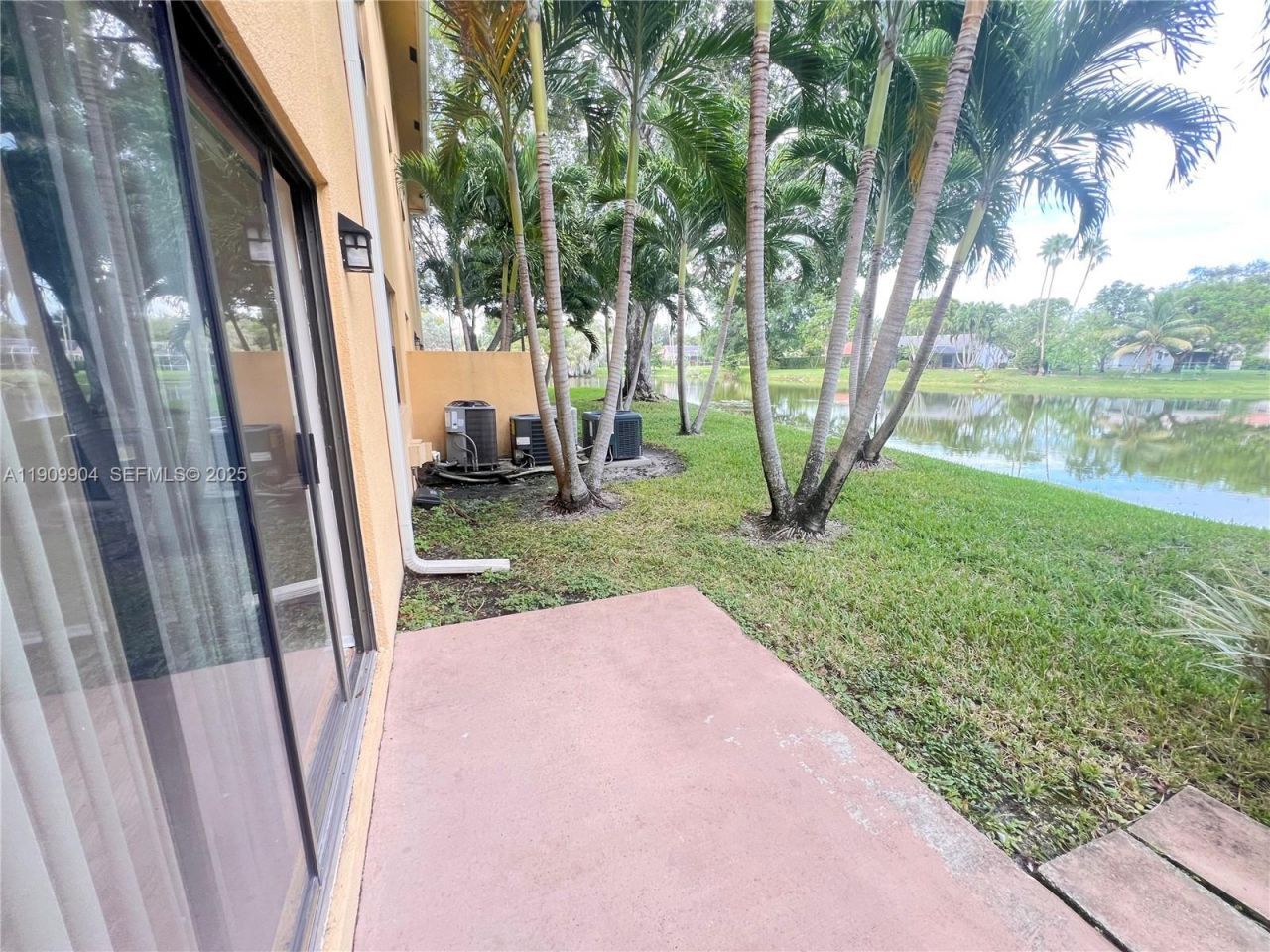 11441 NW 39th Ct, Unit 117-3, Coral Springs, FL 33065 Photo