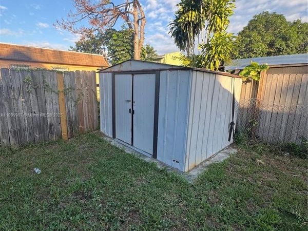 20769 NW 41st Ave Rd, Miami Gardens, FL 33055