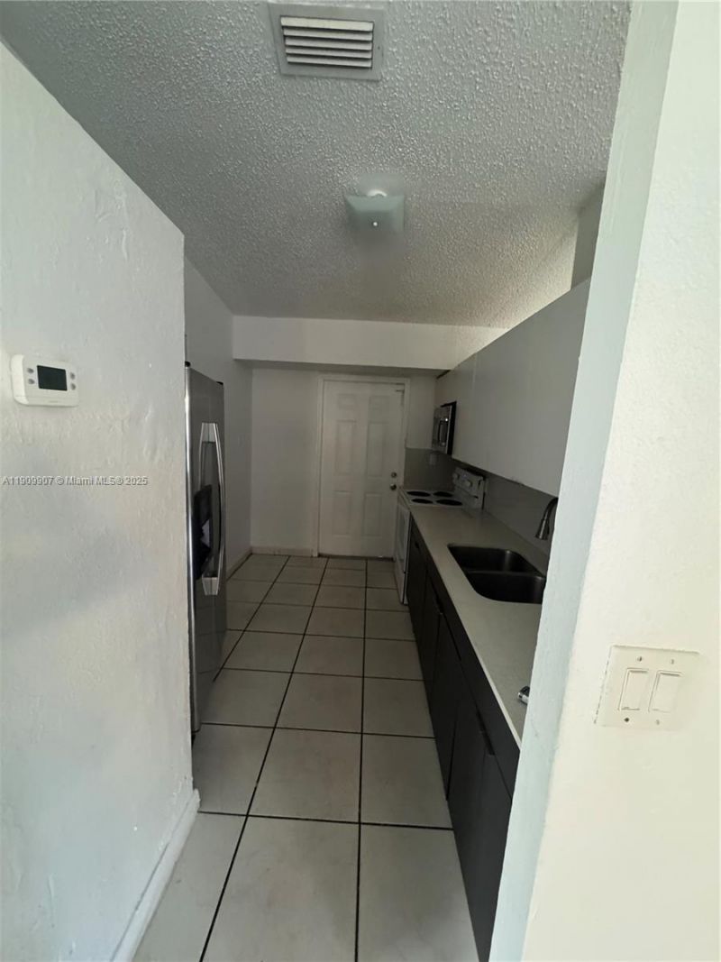 20769 NW 41st Ave Rd, Miami Gardens, FL 33055 Photo