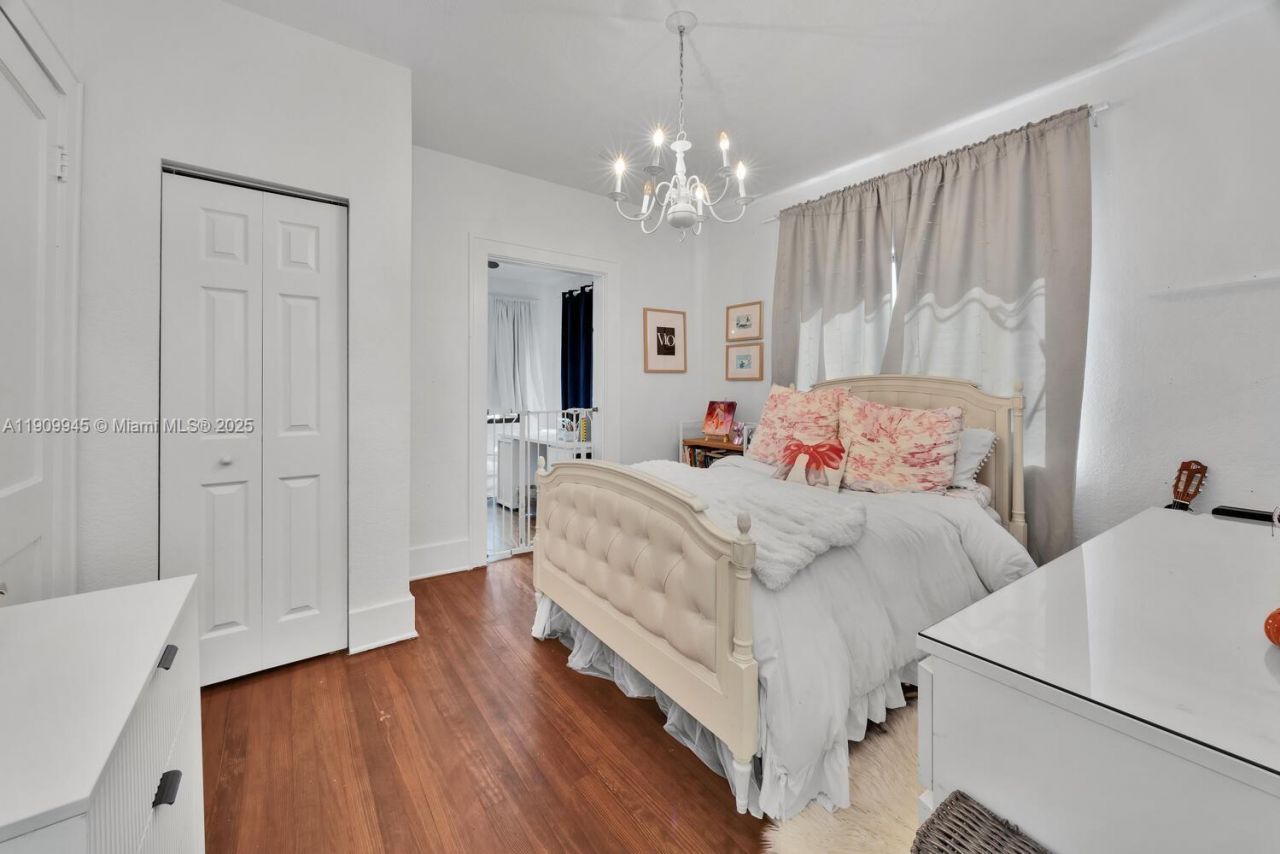 1009 Genoa St, Coral Gables, FL 33134 Photo