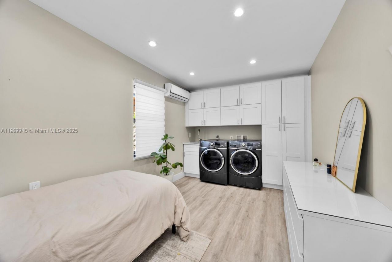 1009 Genoa St, Coral Gables, FL 33134 Photo