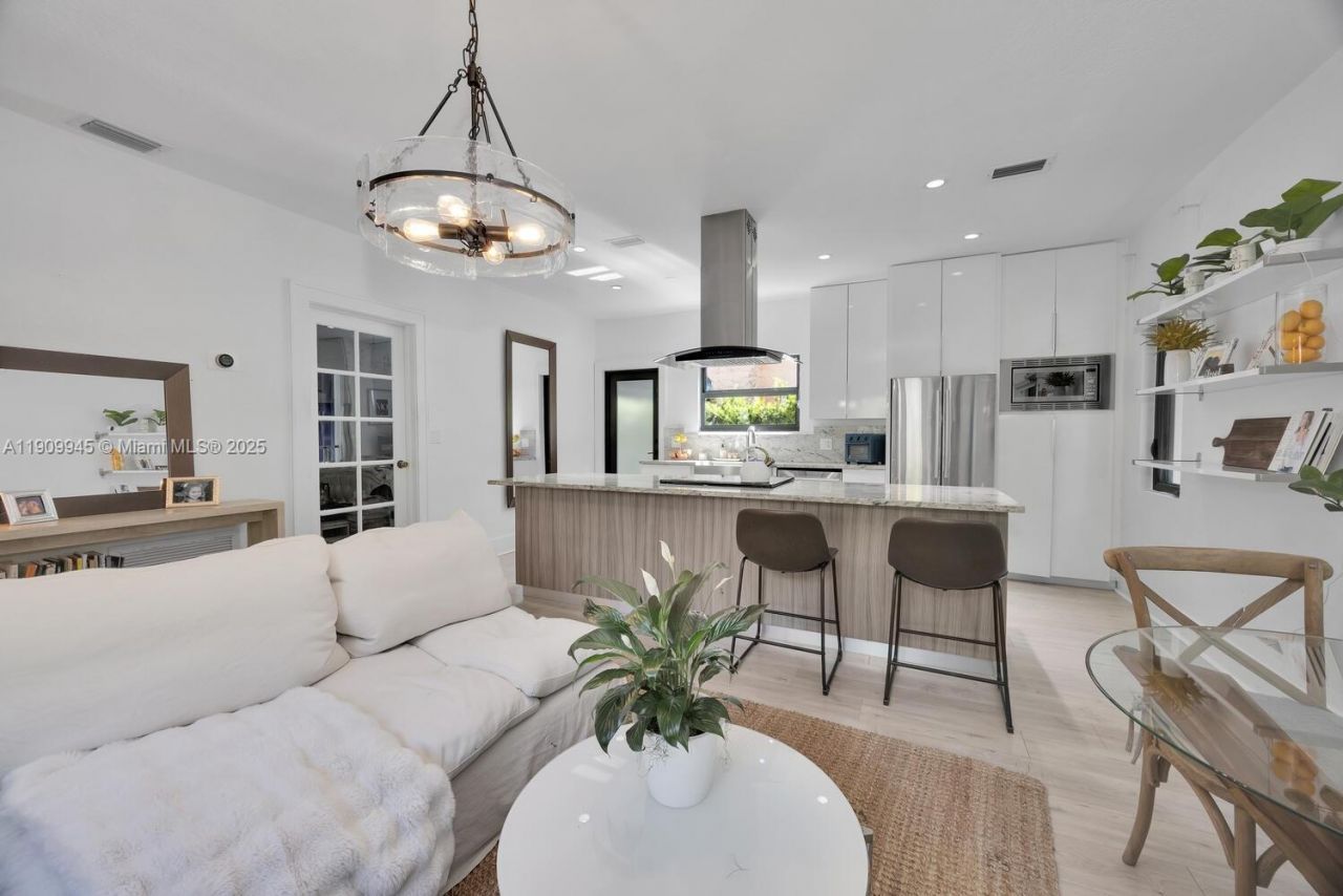 1009 Genoa St, Coral Gables, FL 33134 Photo