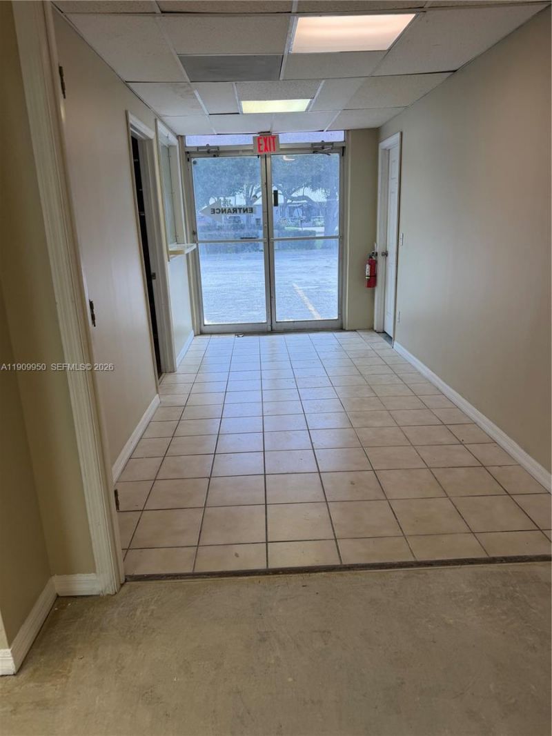 1001 W Midway Rd, Fort Pierce, FL 34982 Photo