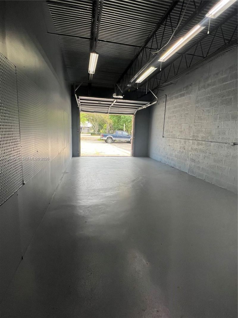 1001 W Midway Rd, Fort Pierce, FL 34982 Photo