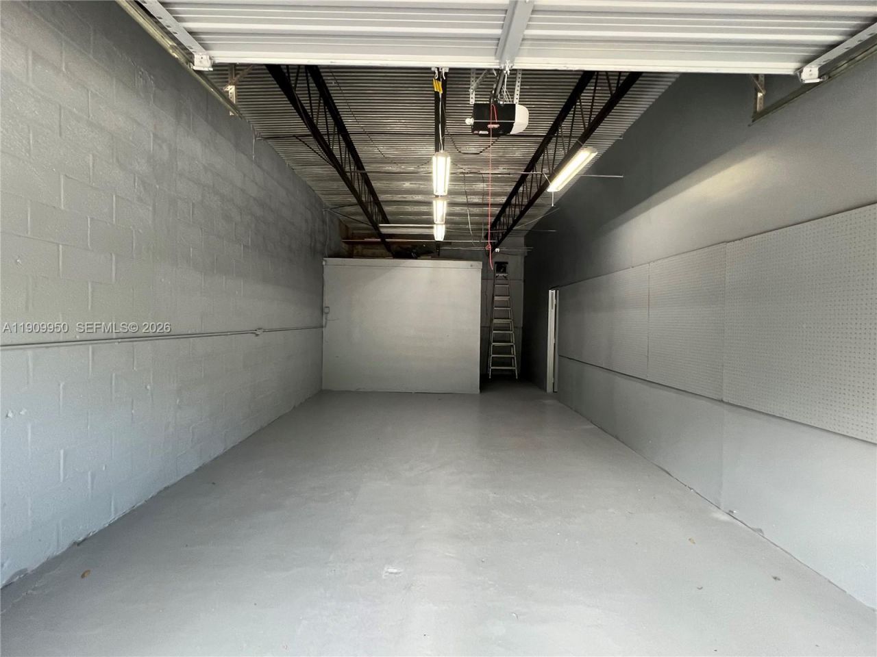 1001 W Midway Rd, Fort Pierce, FL 34982 Photo
