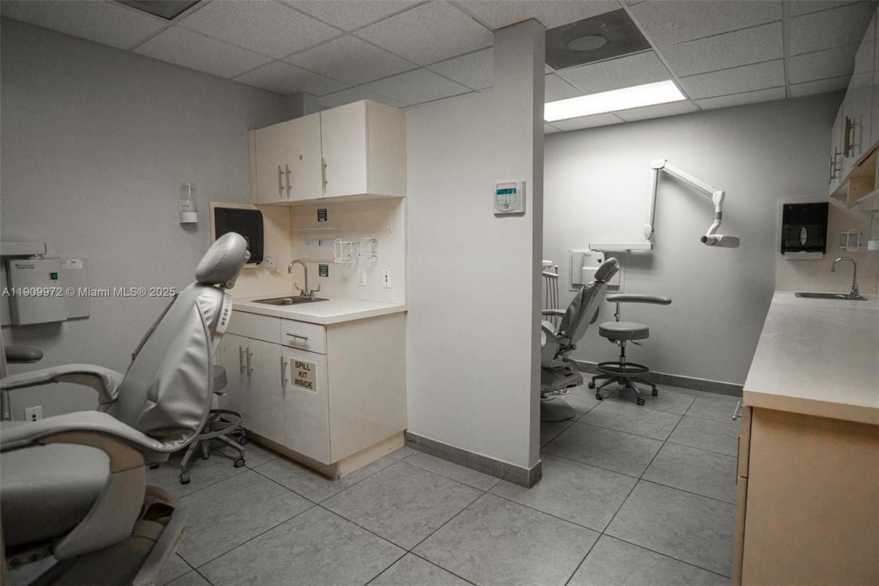 1901 SW 1st St, Miami, FL 33135 Photo