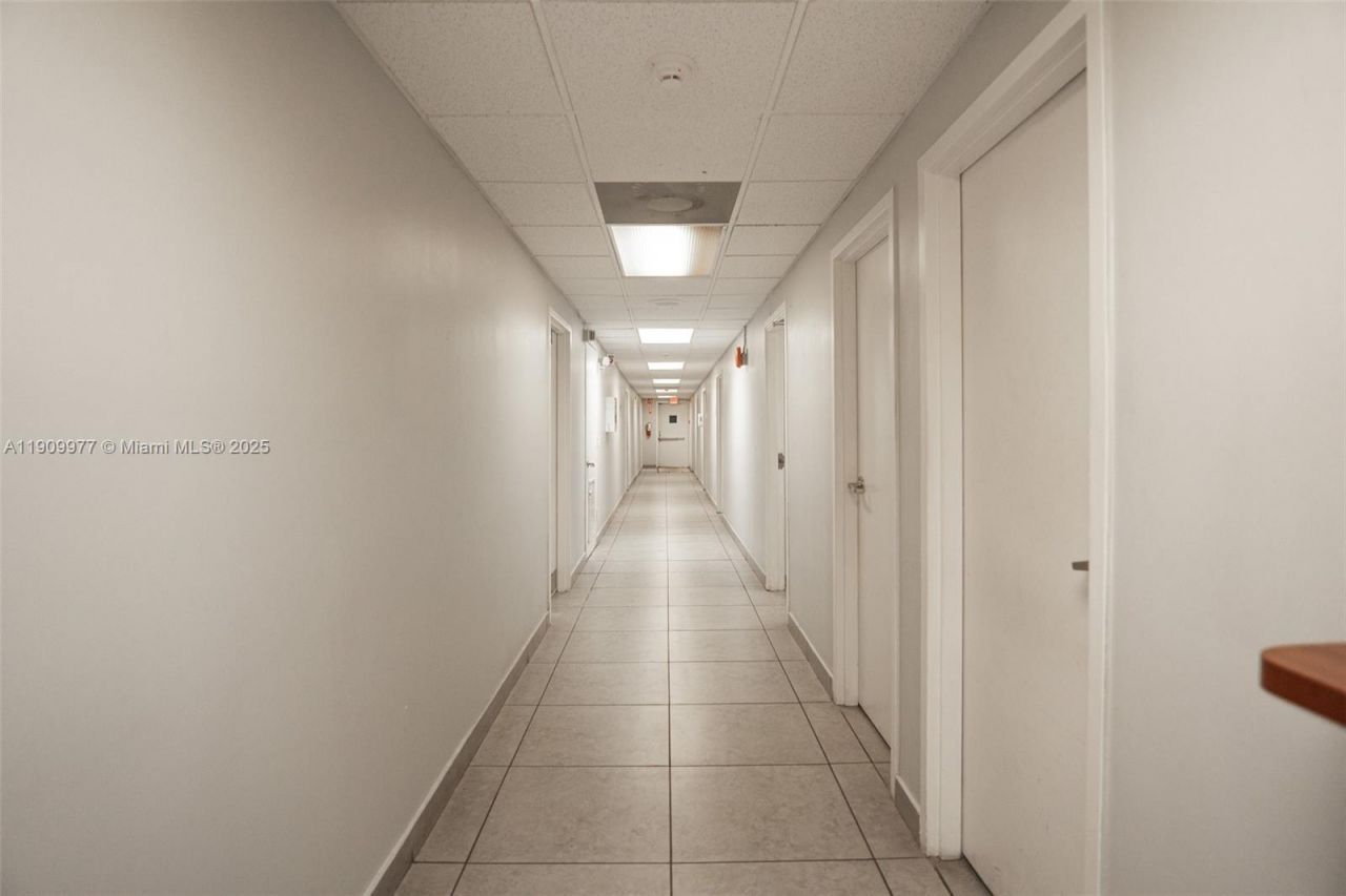 1901 SW 1st St, Miami, FL 33135 Photo