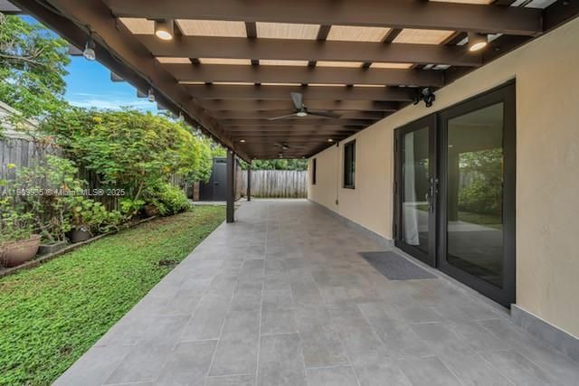 5181 SW 7th St, Miami, FL 33134 Photo