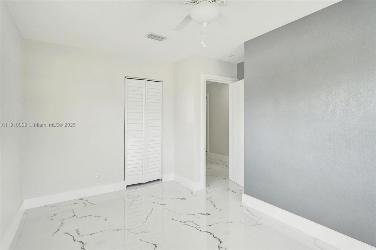 1143 NW 18th St, Fort Lauderdale, FL 33311 Photo