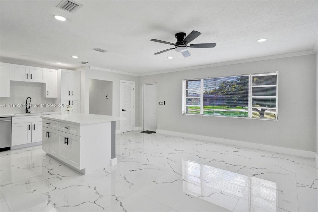 1143 NW 18th St, Fort Lauderdale, FL 33311 Photo