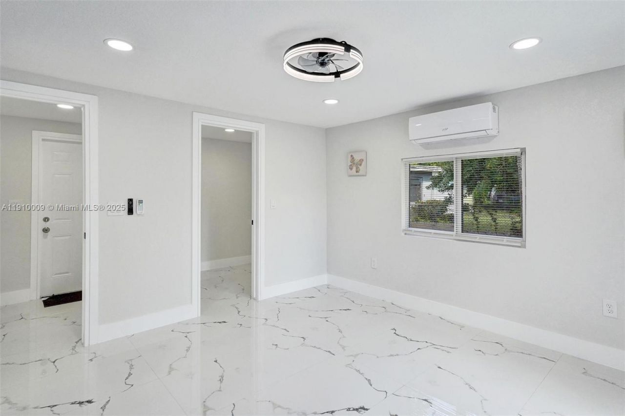 1143 NW 18th St, Fort Lauderdale, FL 33311 Photo