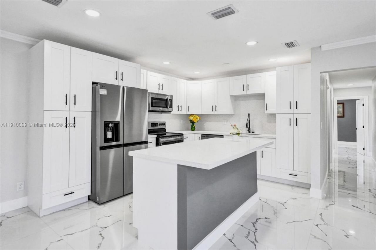 1143 NW 18th St, Fort Lauderdale, FL 33311 Photo