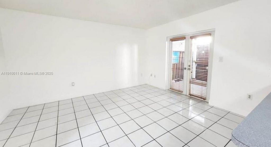 141 SW 113th Ave, Unit 102-14, Sweetwater, FL 33174 Photo