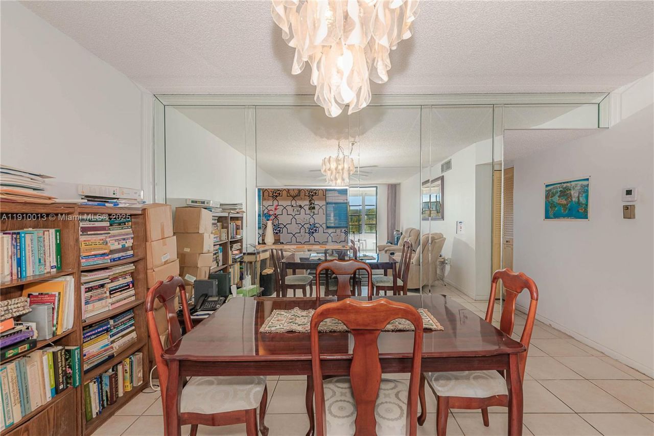 2800 Somerset Dr, Unit 402J, Lauderdale Lakes, FL 33311 Photo