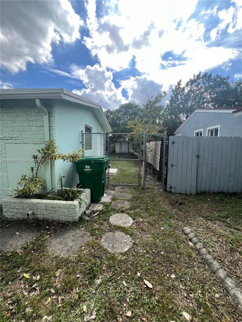 6200 SW 19th St, Miramar, FL 33023 Photo