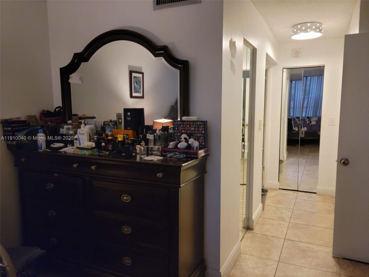 1400 Saint Charles Pl, Unit 215, Pembroke Pines, FL 33026 Photo
