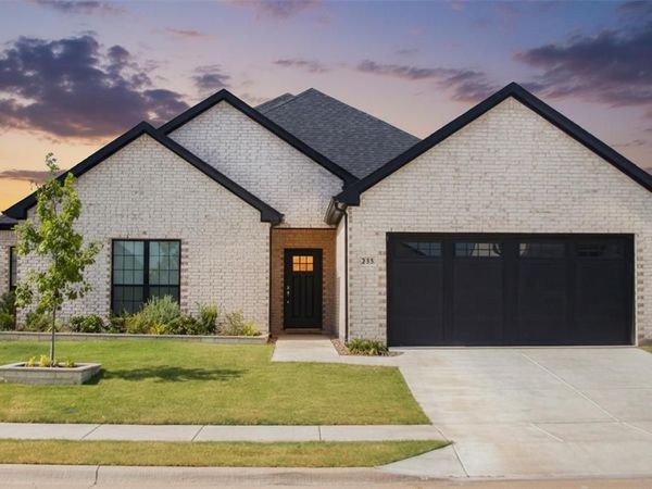 335 Community Drive, Lavon, TX 75166