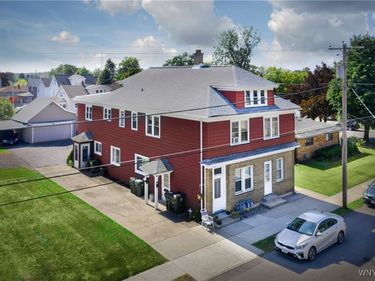 77 Laverack Avenue, Unit 4, Lancaster, NY 14086