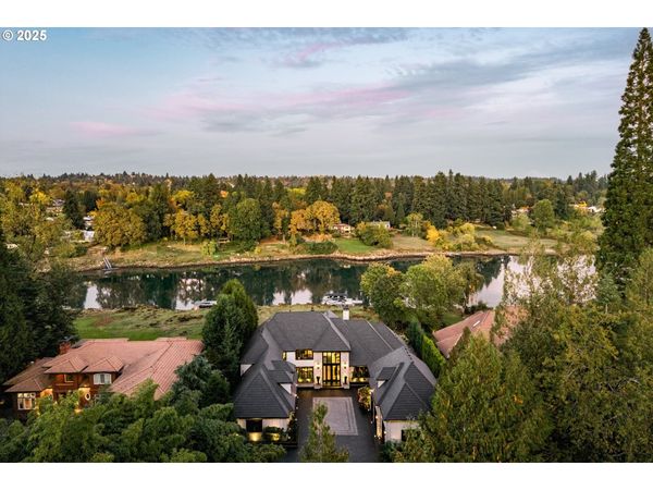 18418 OLD RIVER LNDG, Lake Oswego, OR 97034
