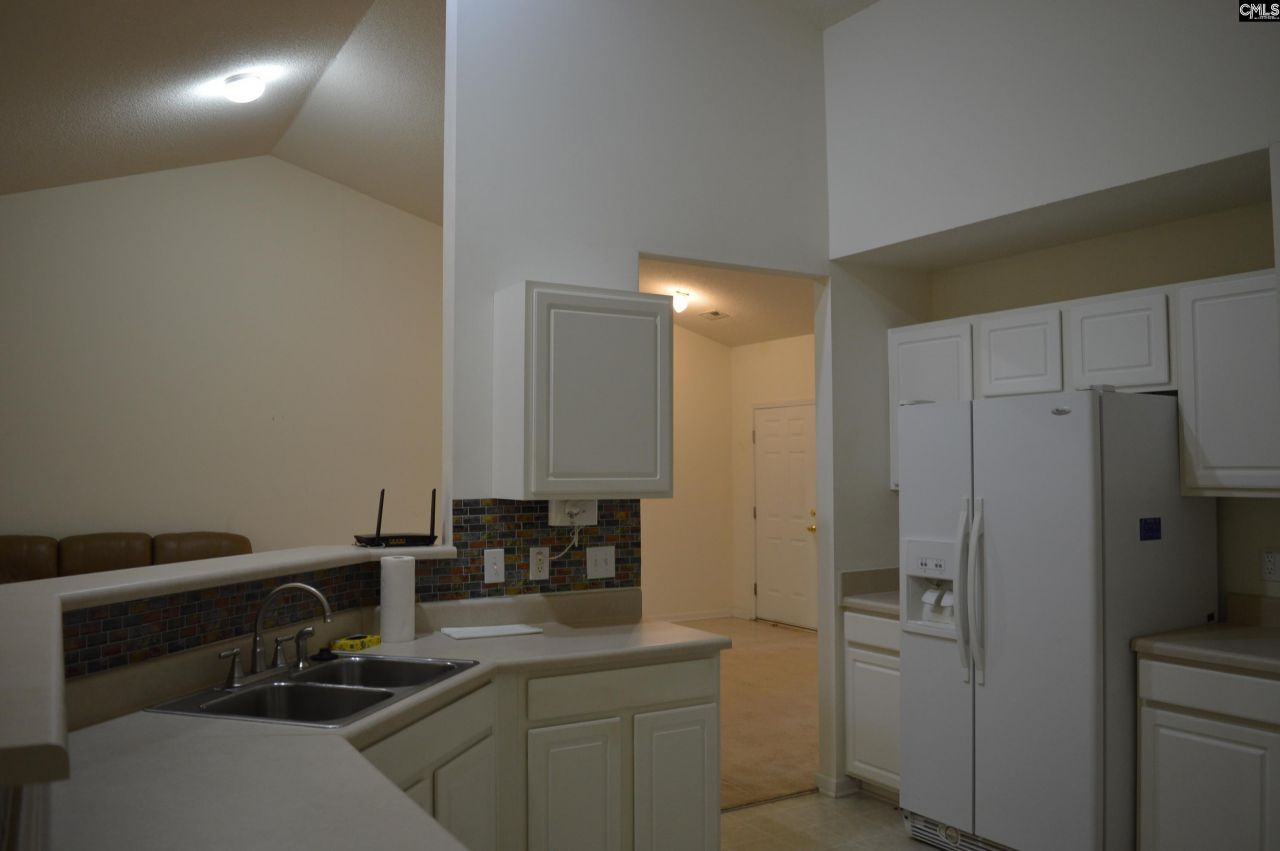 2004 Rolling Hills Road Photo 10