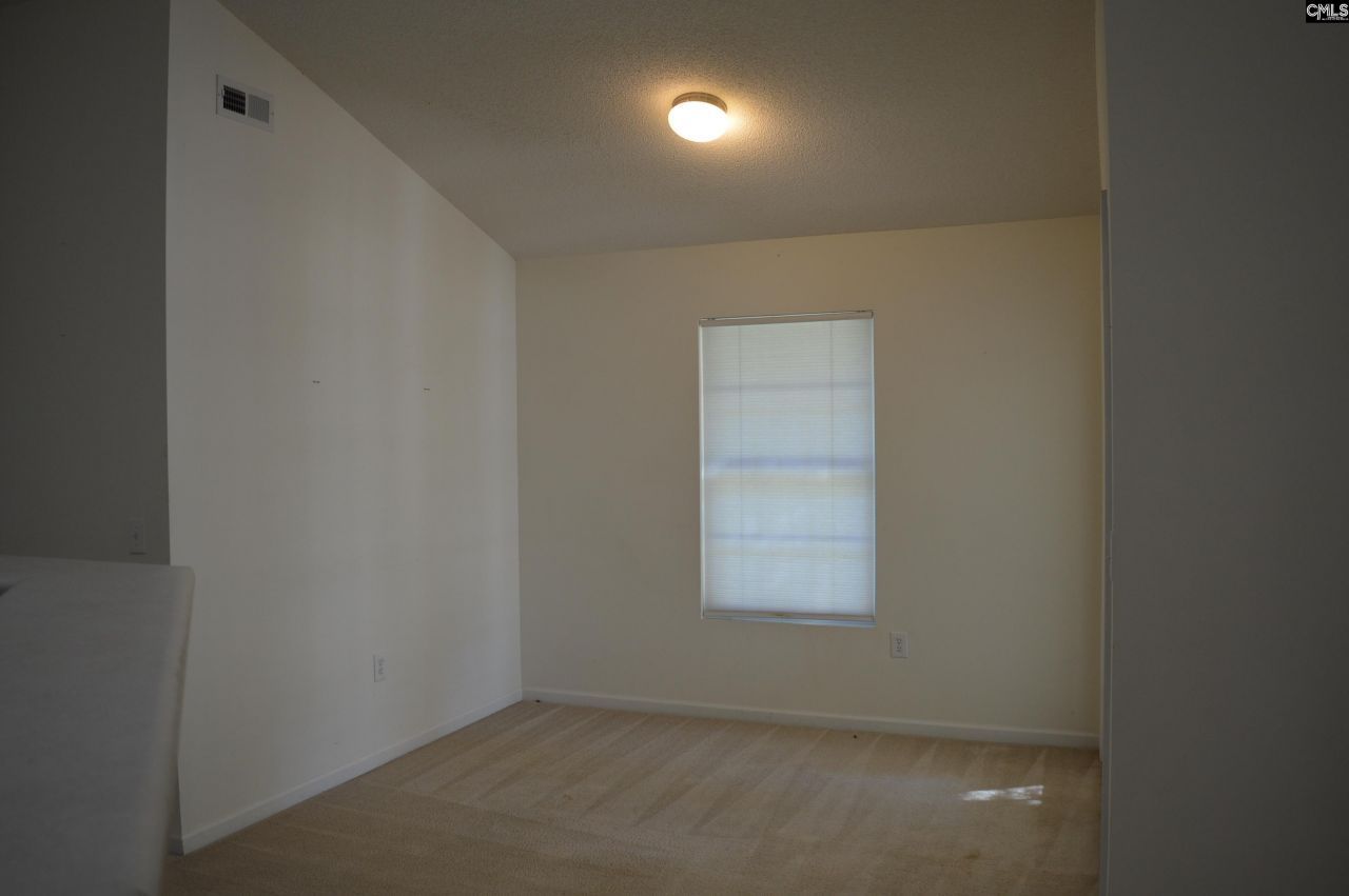 2004 Rolling Hills Road Photo 12