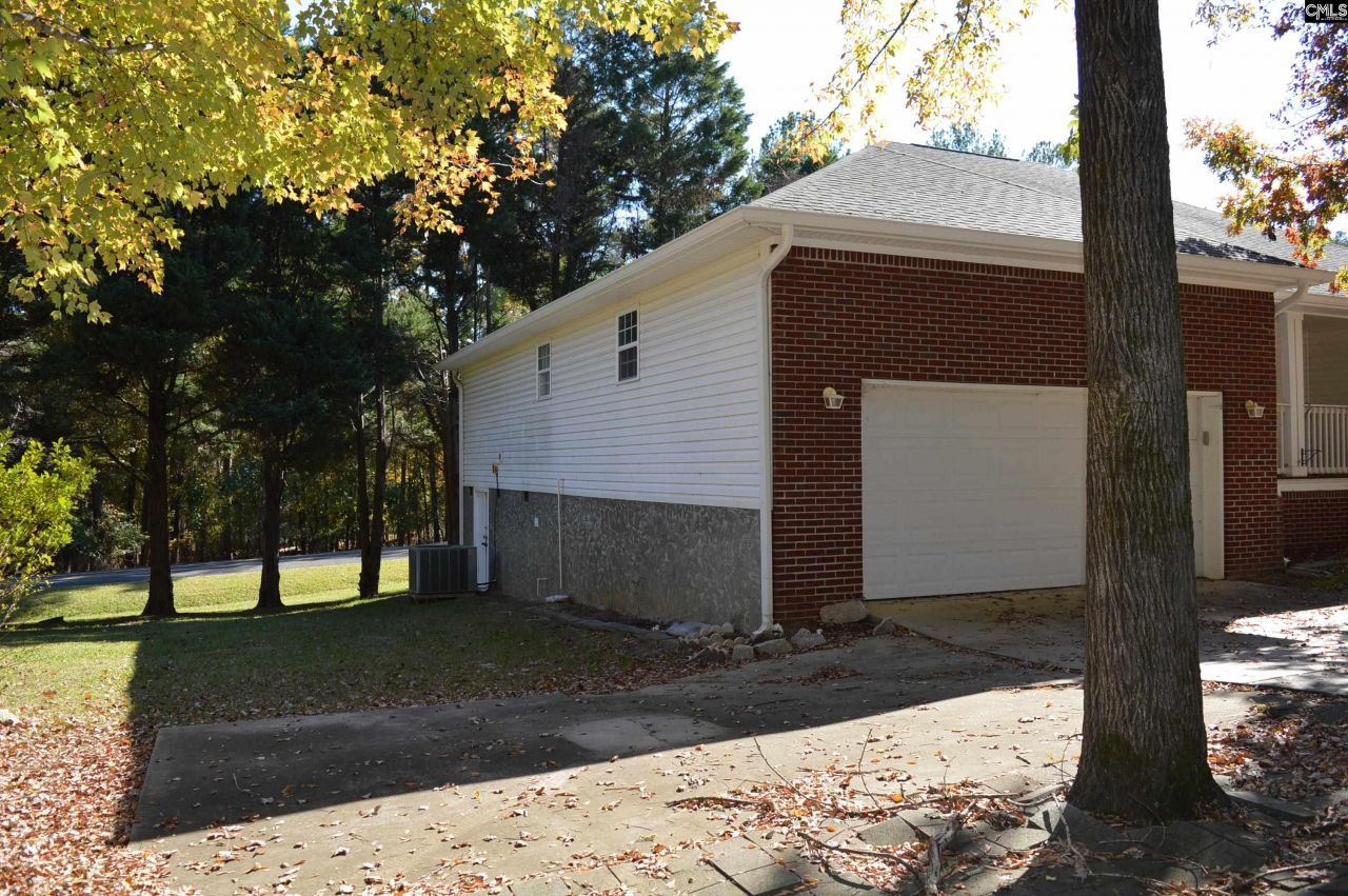 2004 Rolling Hills Road Photo 22