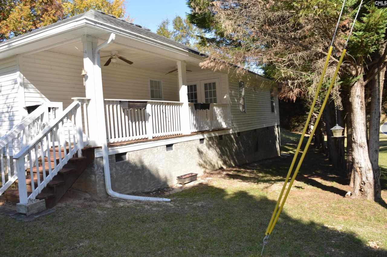 2004 Rolling Hills Road Photo 4