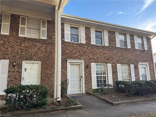 1303 W Meadowview Road, Unit G, Greensboro, NC 27403