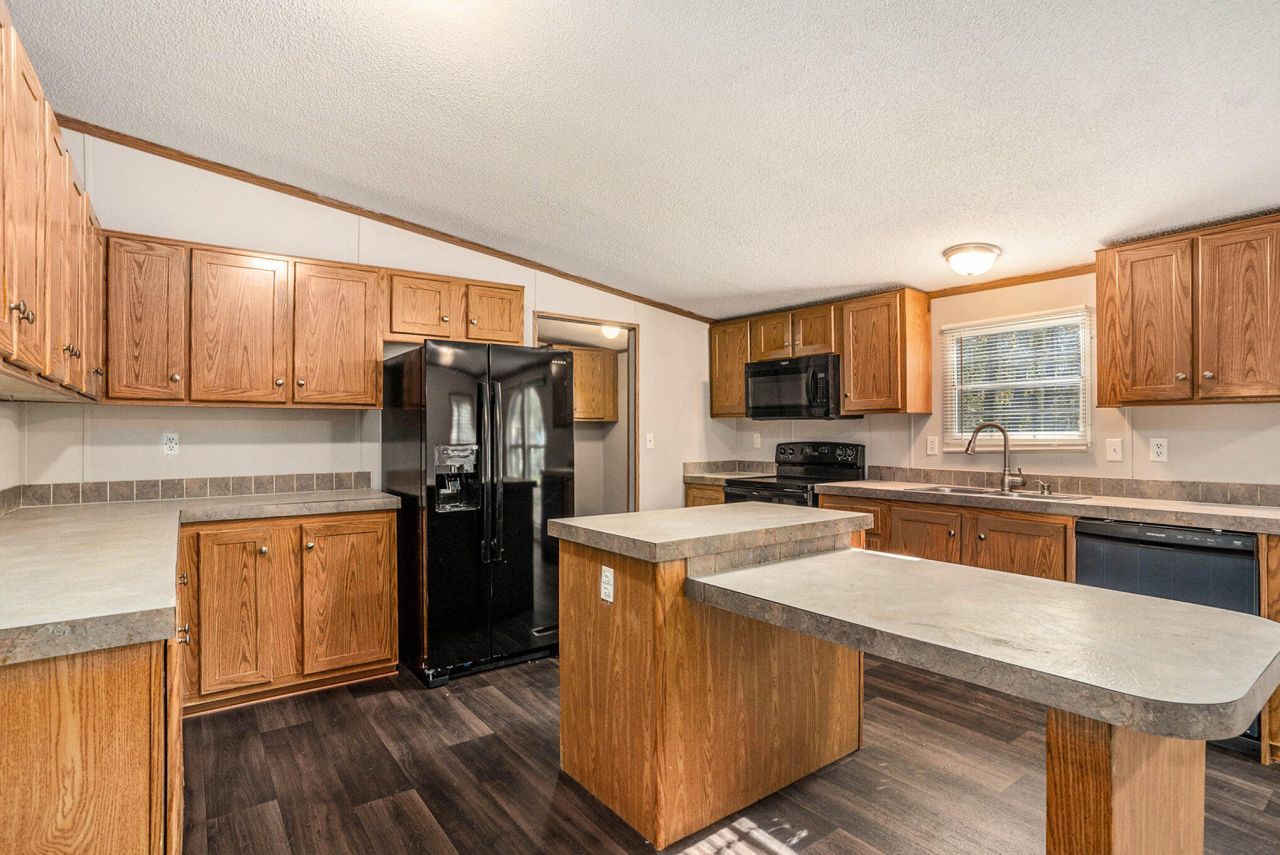 1021 Nash Road Photo 14