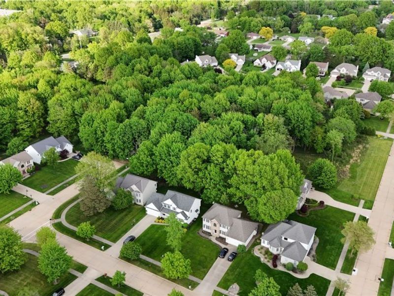 Loxley Drive, Richmond Heights, OH 44143 Photo 5