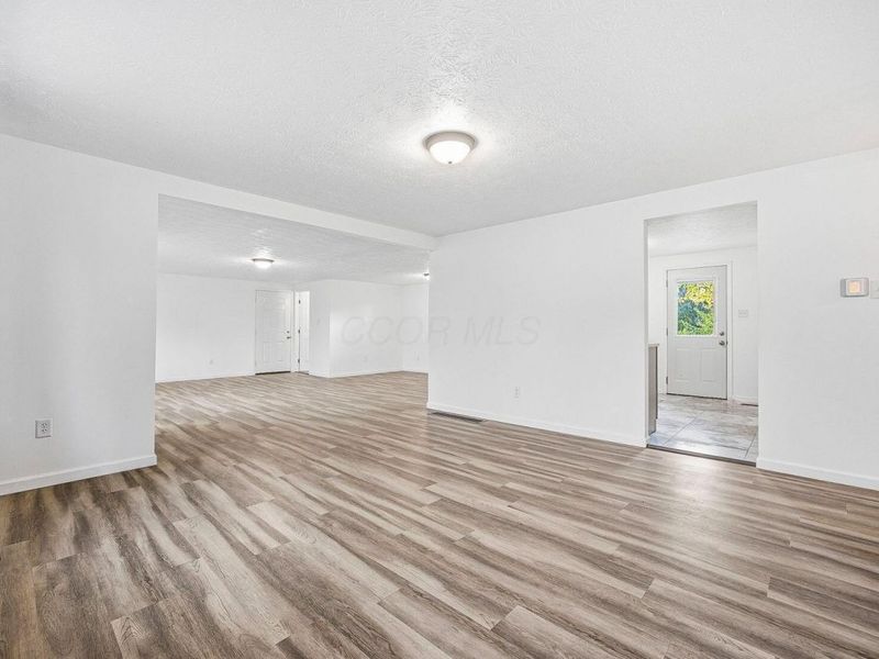 1830 Winding Hollow Drive, Columbus, OH 43223 Photo 10