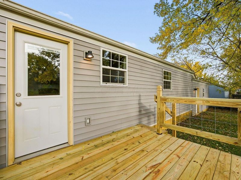 1830 Winding Hollow Drive, Columbus, OH 43223 Photo 6