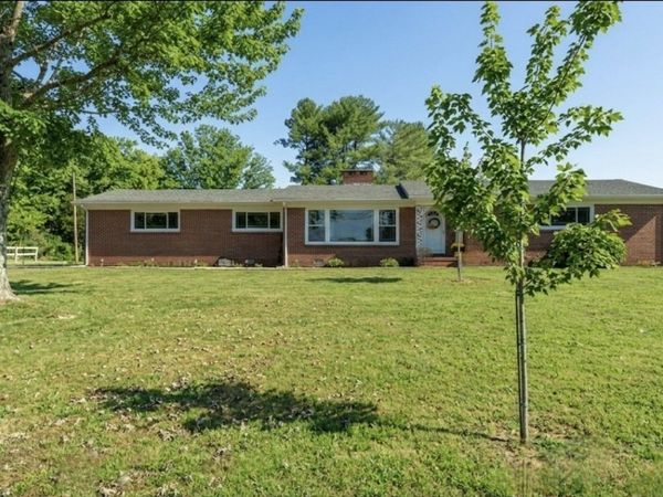 3564 Smithville Hwy, McMinnville, TN 37110
