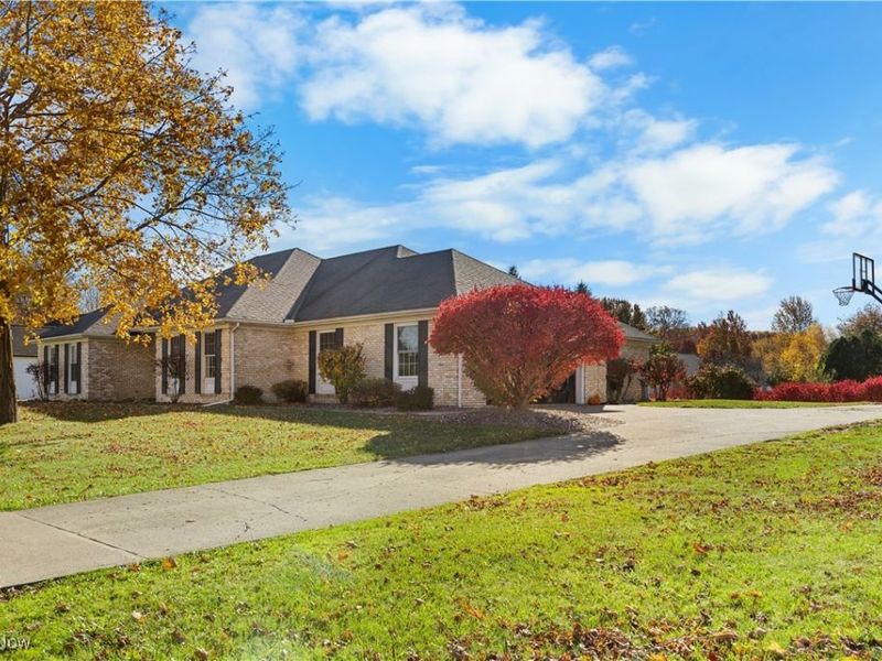 4082 Huntington Court, Ashtabula, OH 44004 Photo 3