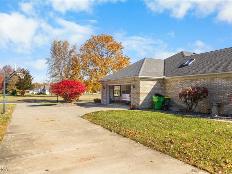 4082 Huntington Court, Ashtabula, OH 44004 Photo 5