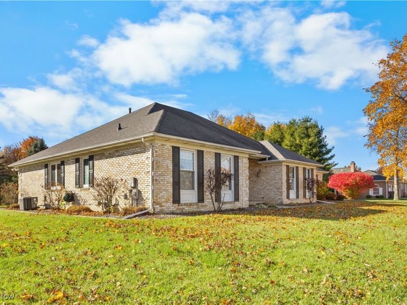 4082 Huntington Court, Ashtabula, OH 44004 Photo 7