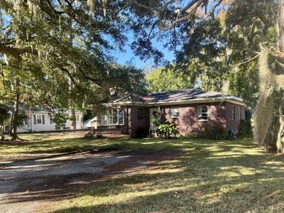 359 Howle Avenue, Charleston, SC 29412
