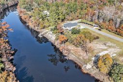 104 Lure Ct. photo 4