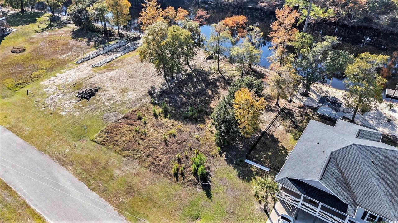 104 Lure Ct. Photo 4