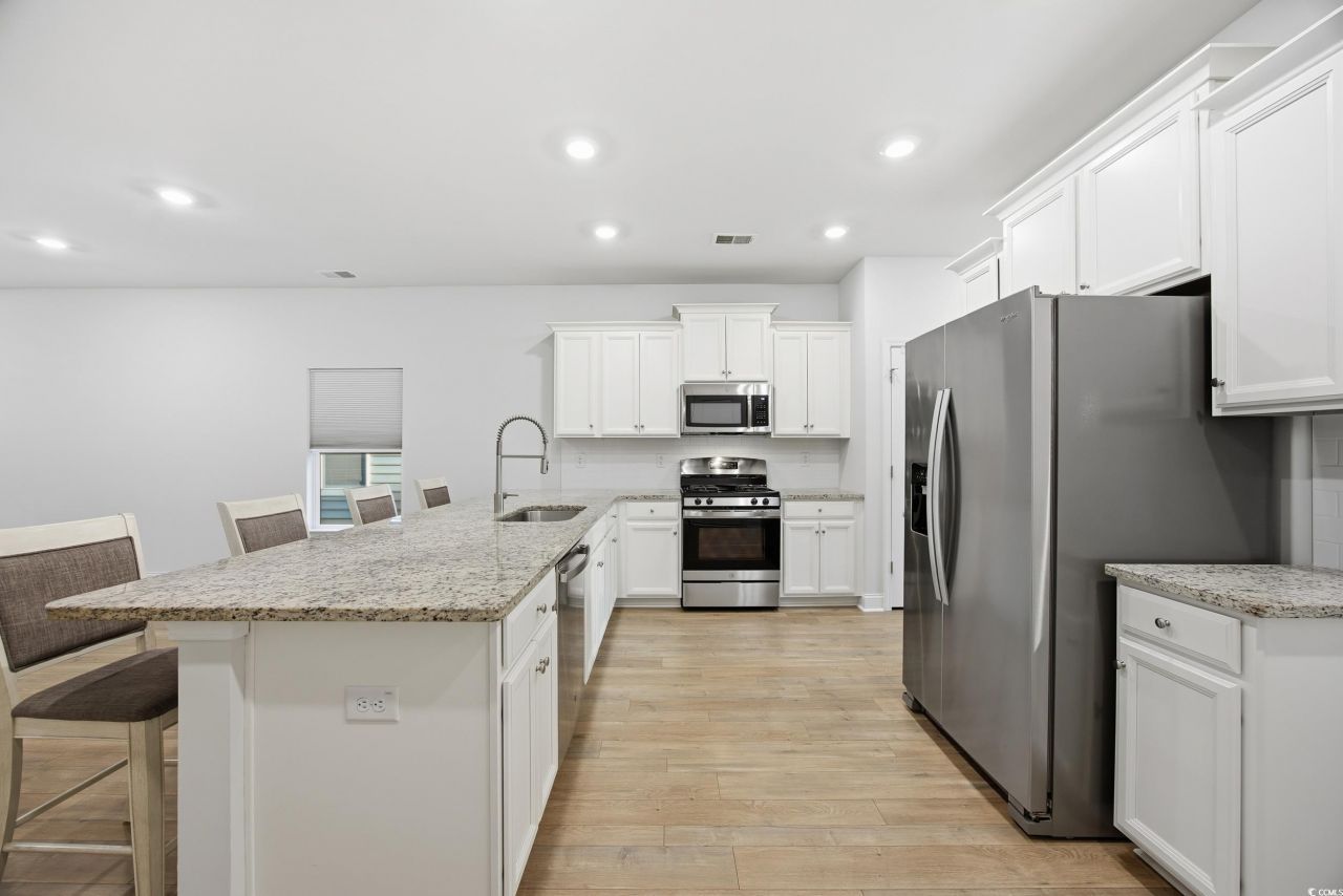 386 Harbison Circle Photo 9