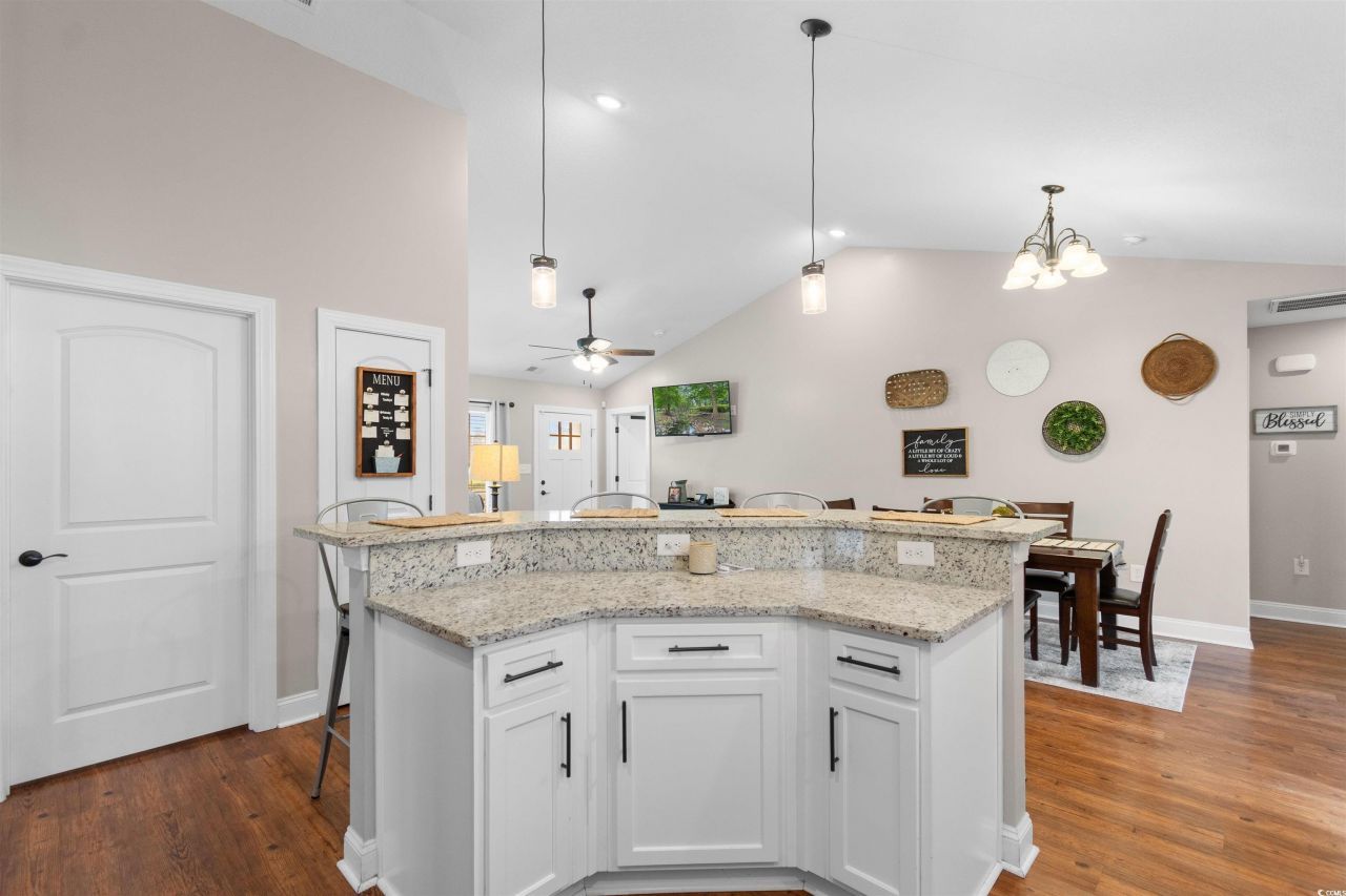 3753 Edwards Rd. Photo 12